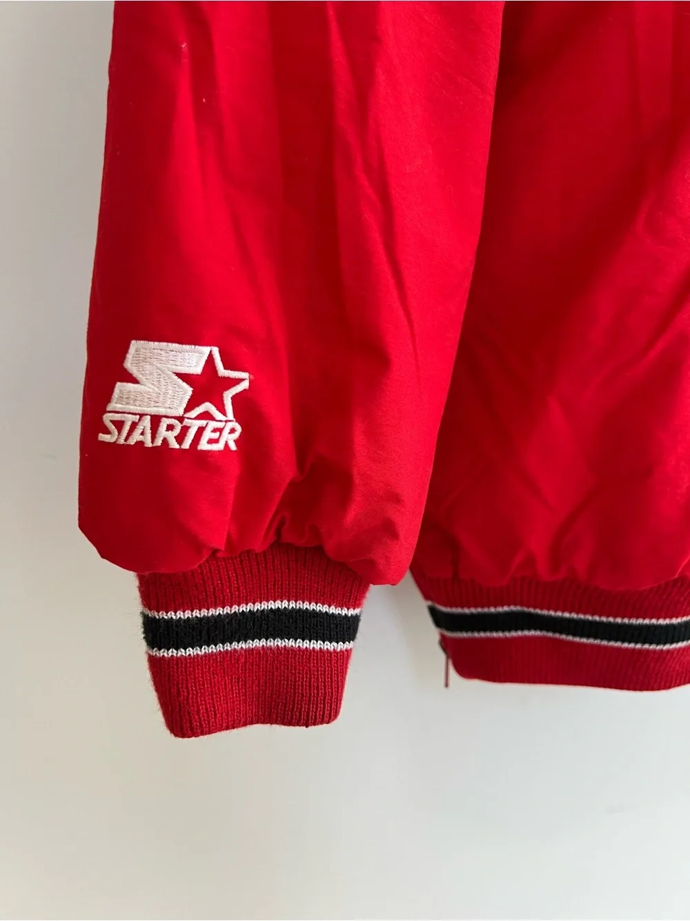 STARTER RARE Early 90s Vintage Maryland Terrapins Hooded Insulated Red Jacket, M